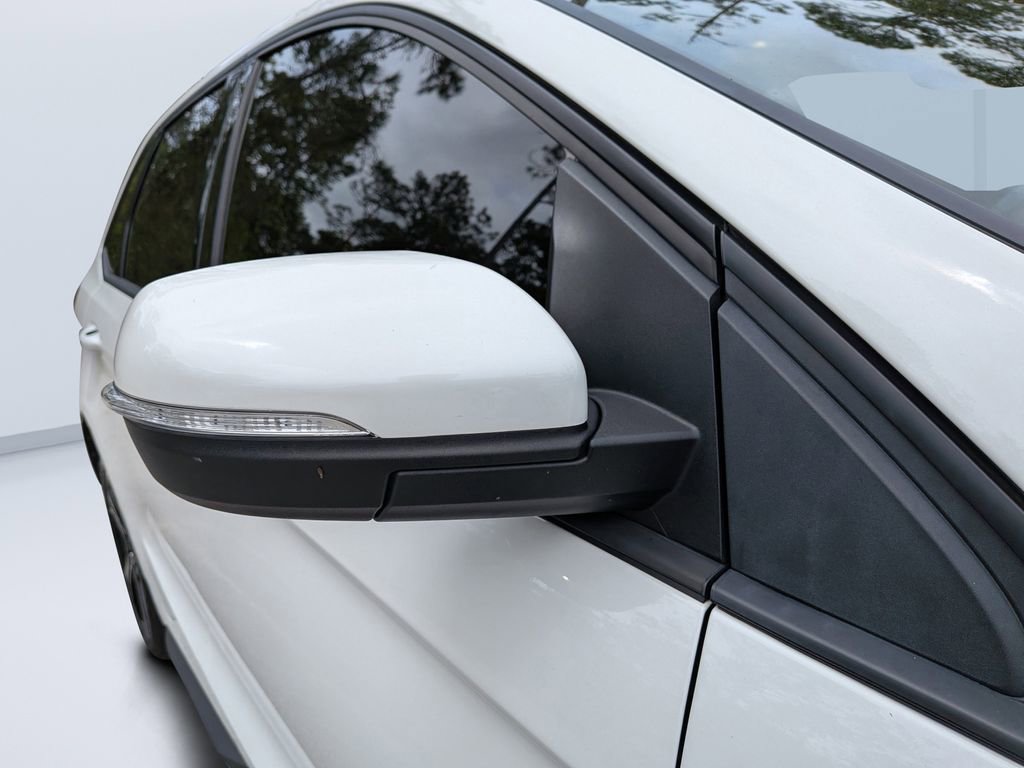 Used 2021 Ford Edge ST image 11