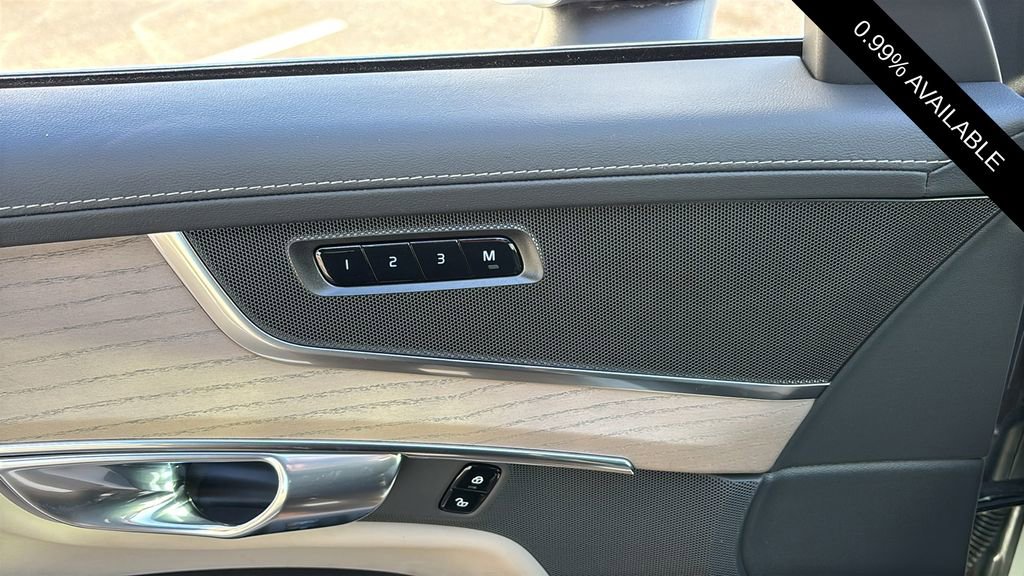 New 2026 Volvo XC90 B5 Core image 11