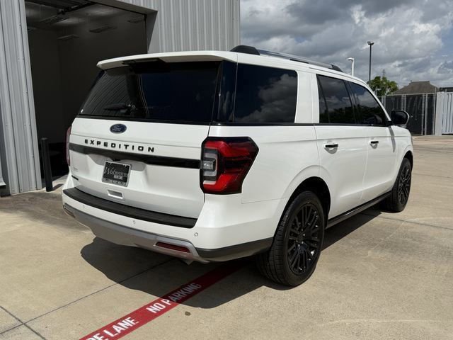 Used 2022 Ford Expedition Limited image 7
