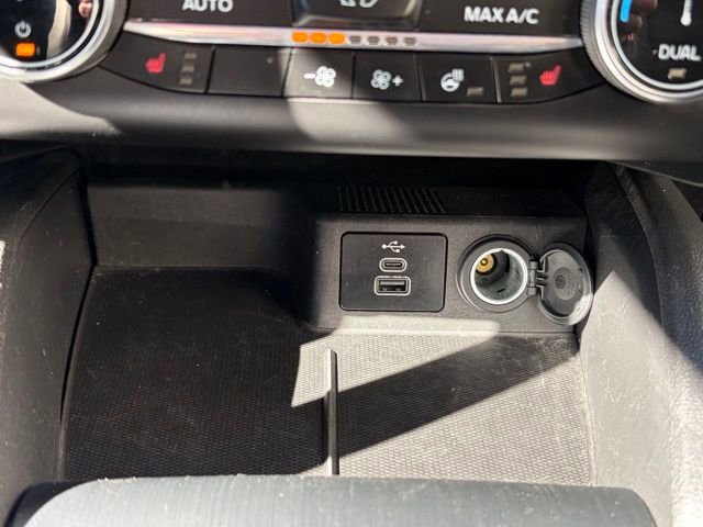 Used 2024 Ford Escape ST-Line AWD/4WD image 22