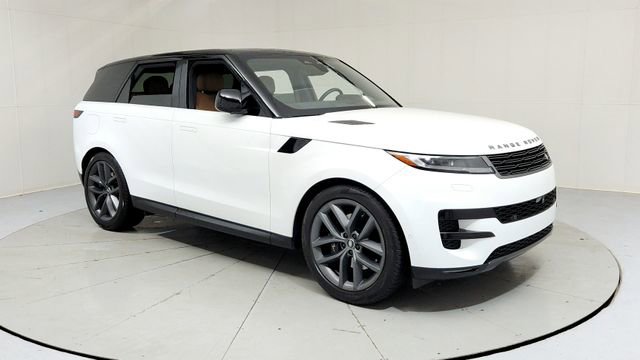 Used 2025 Land Rover Range Rover Sport SE image 7