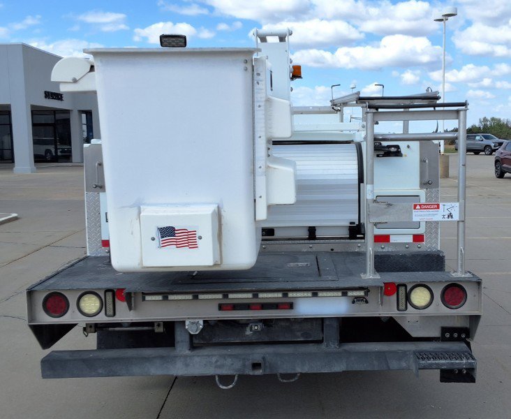 Used 2012 Ford F550 2WD Regular Cab Super Duty w/ PWR Equipment Group image 7