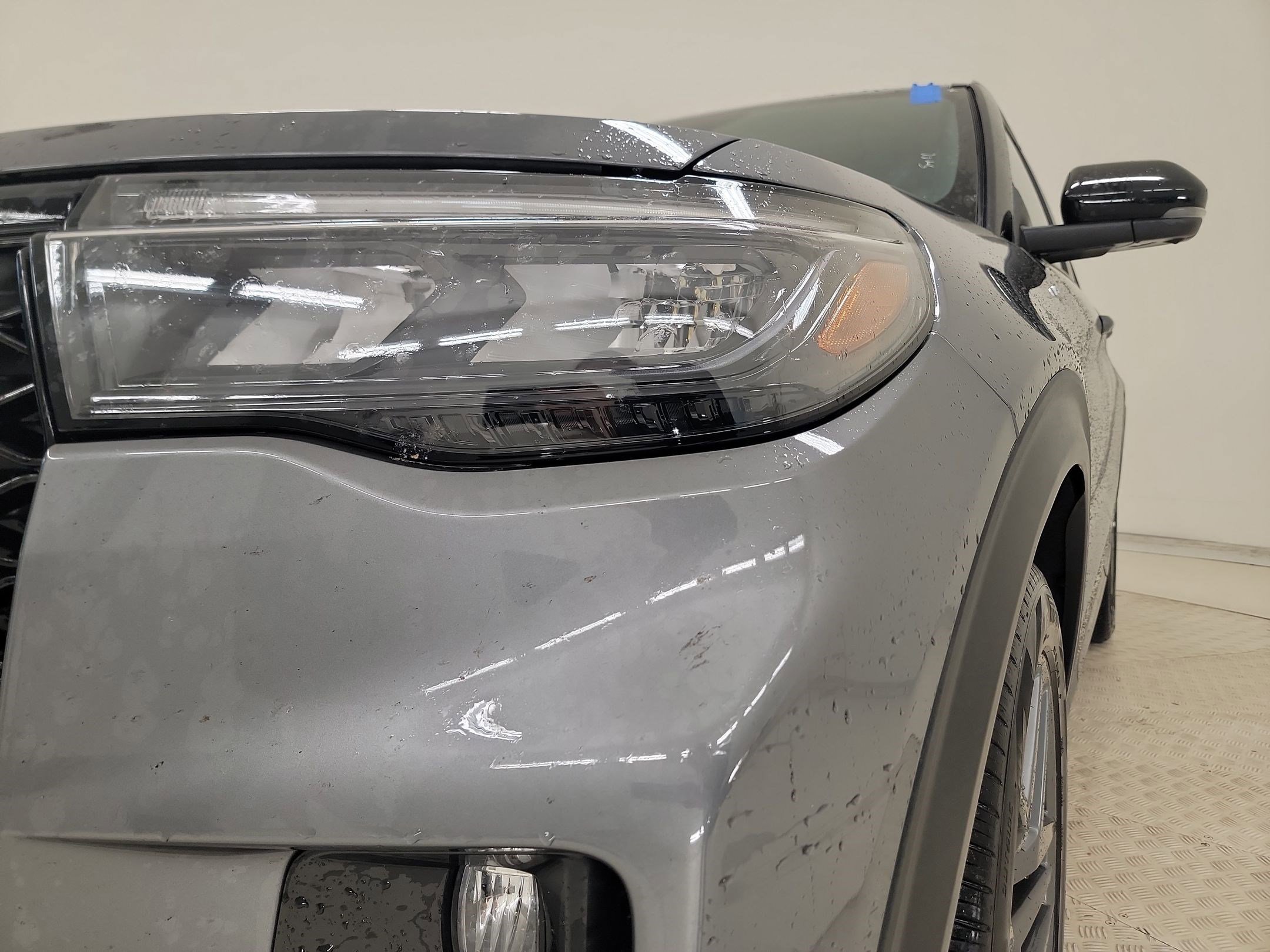 Used 2025 Ford Explorer ST-Line w/ ST-Line Street Pack AWD/4WD image 11