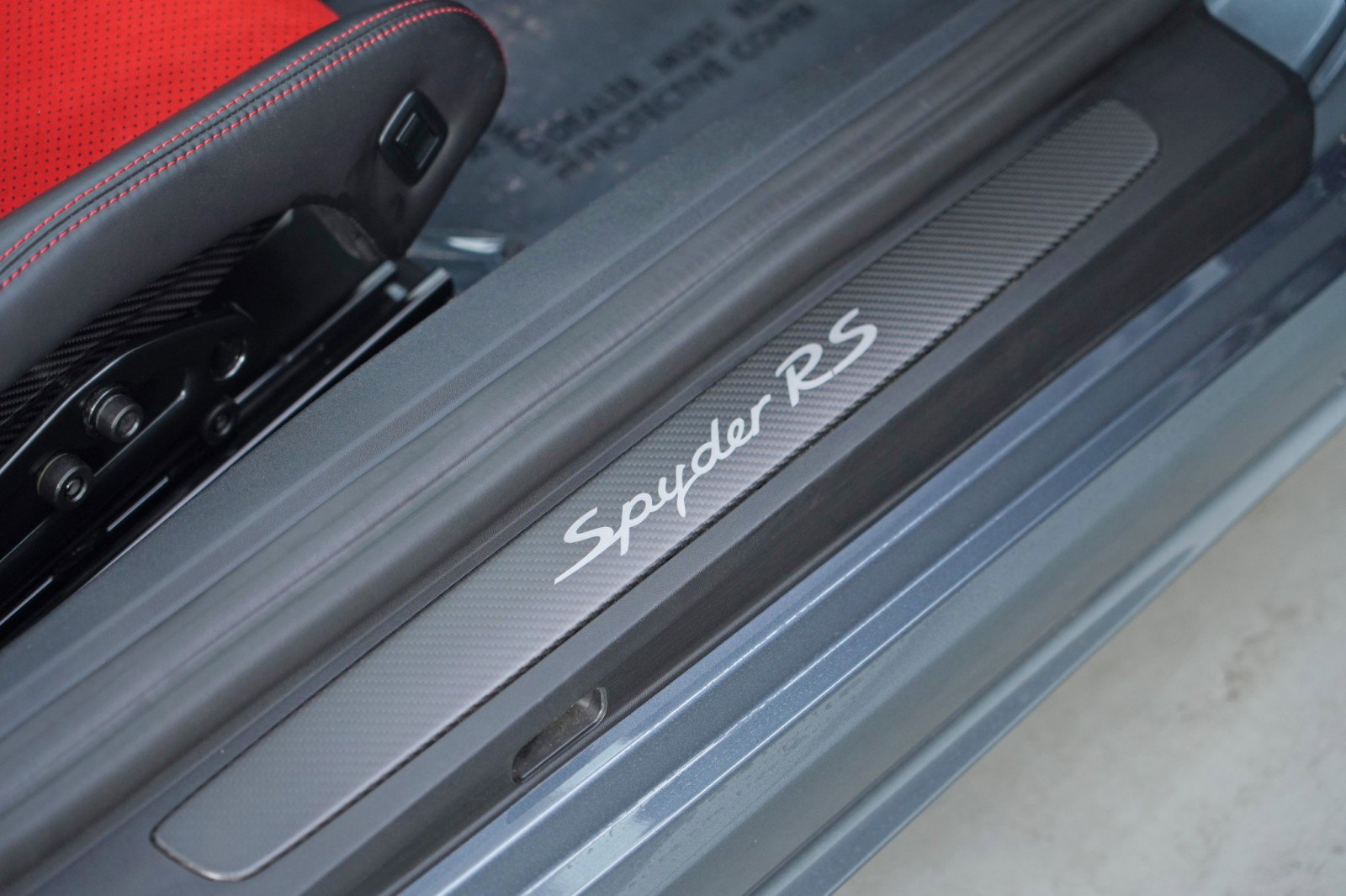 Used 2024 Porsche 718 Boxster Spyder RS w/ Light Design Package RWD image 93