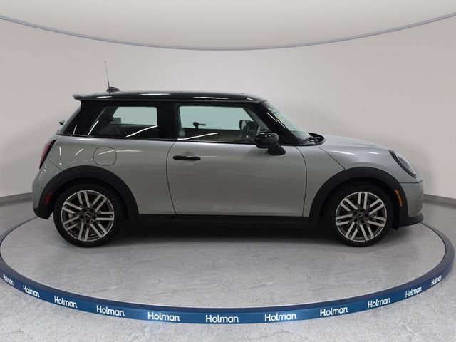 Used 2026 MINI Cooper S FWD image 5