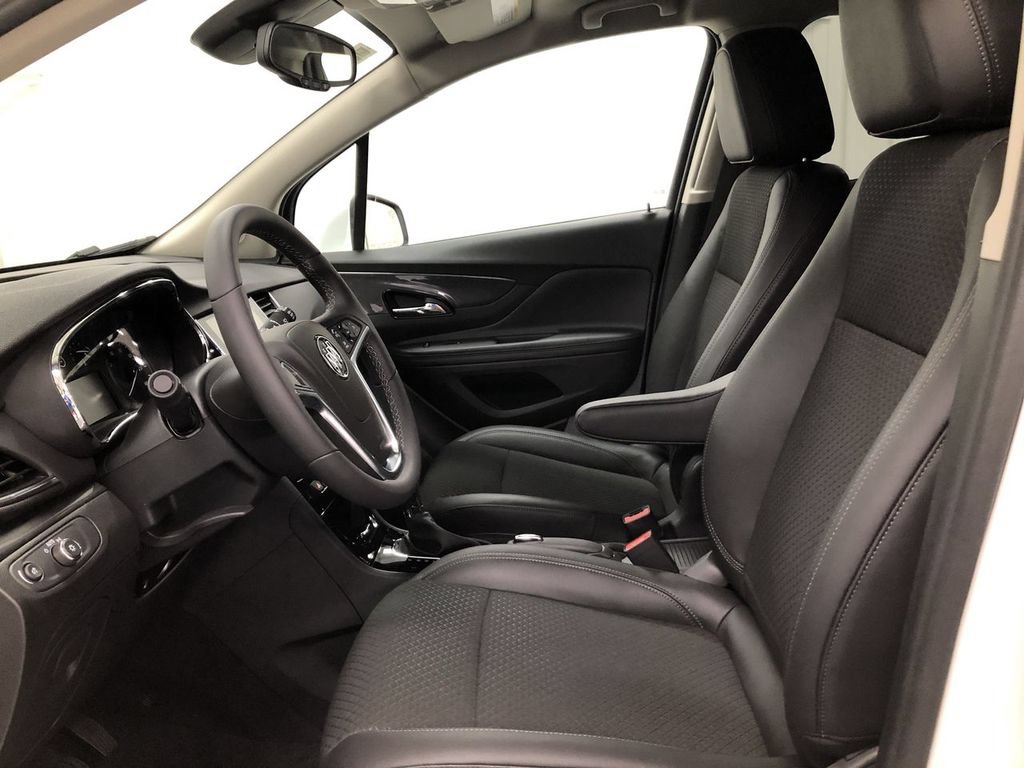 Used 2020 Buick Encore Preferred FWD image 11