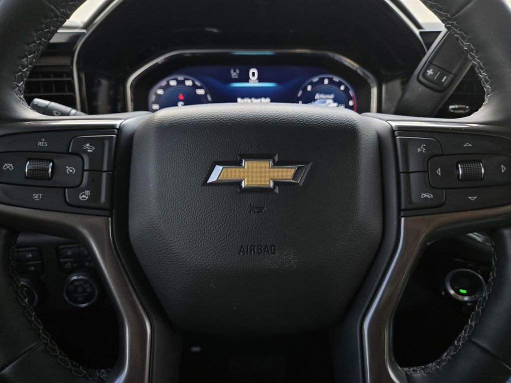 Used 2025 Chevrolet Silverado 3500 High Country w/ Technology Package image 23