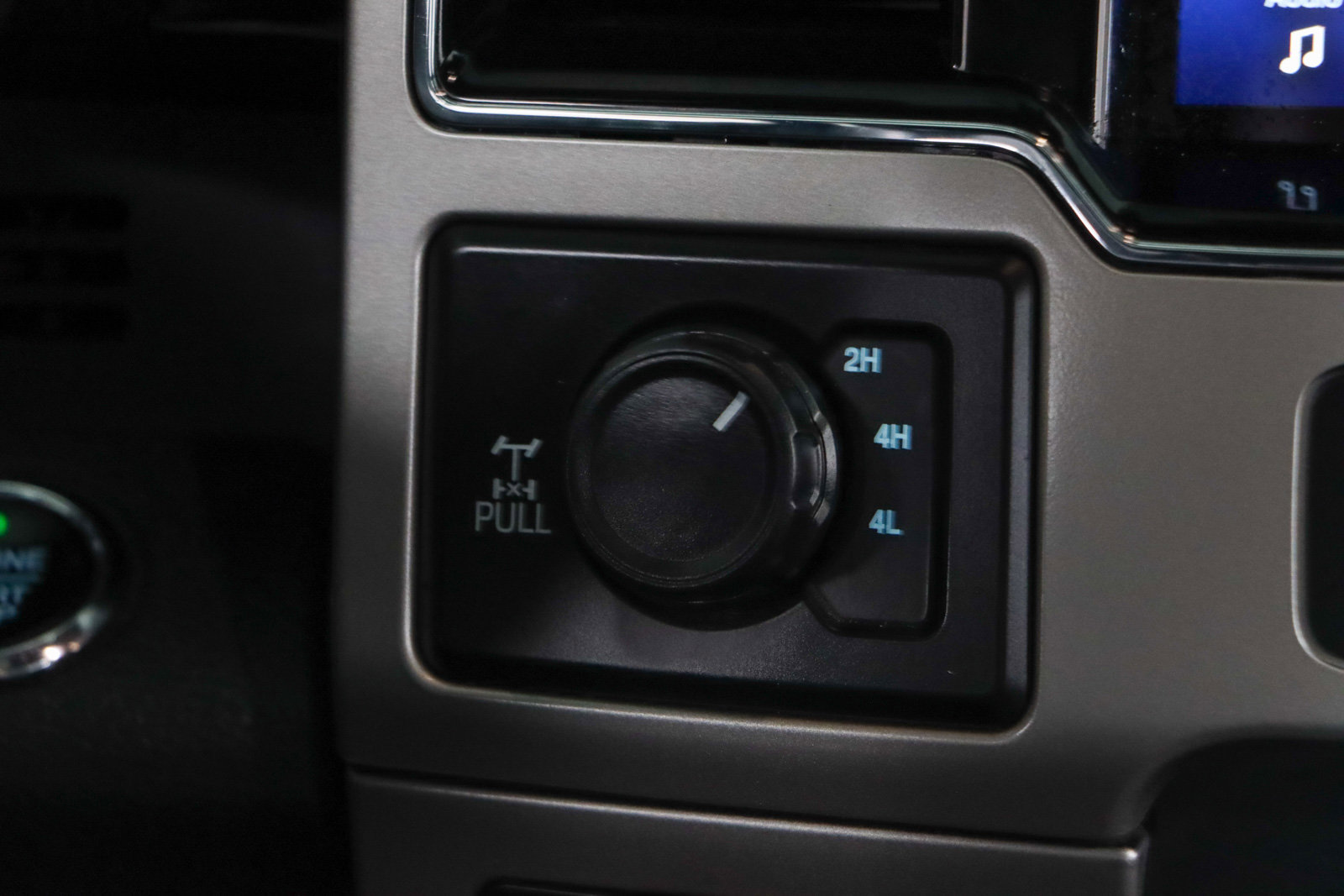 Used 2022 Ford F250 Lariat w/ Lariat Ultimate Package image 22