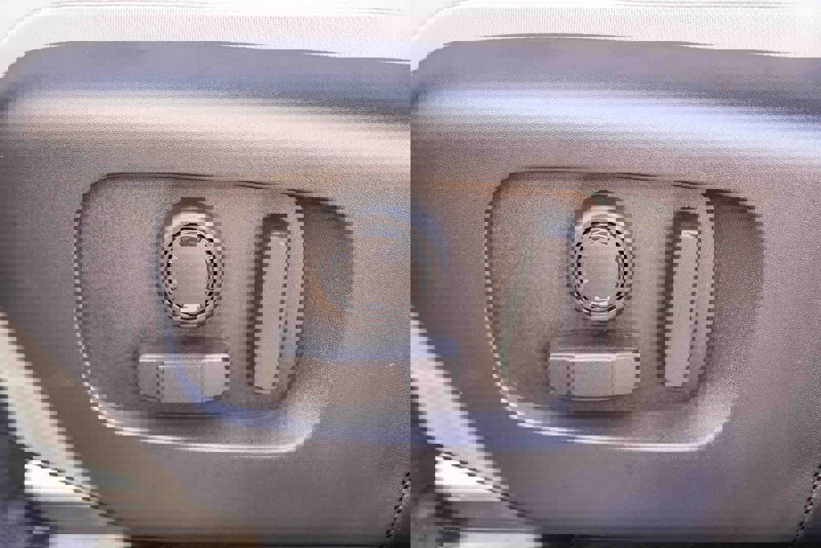 New 2026 Land Rover Range Rover Evoque S image 18