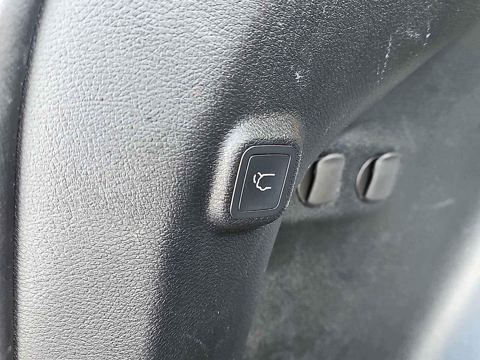 Used 2023 Jeep Cherokee Altitude Lux image 31