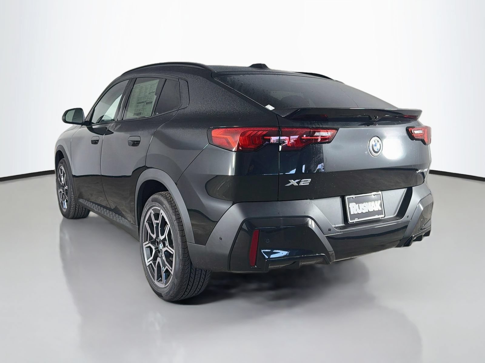 New 2027 BMW X2 xDrive28i AWD/4WD image 5