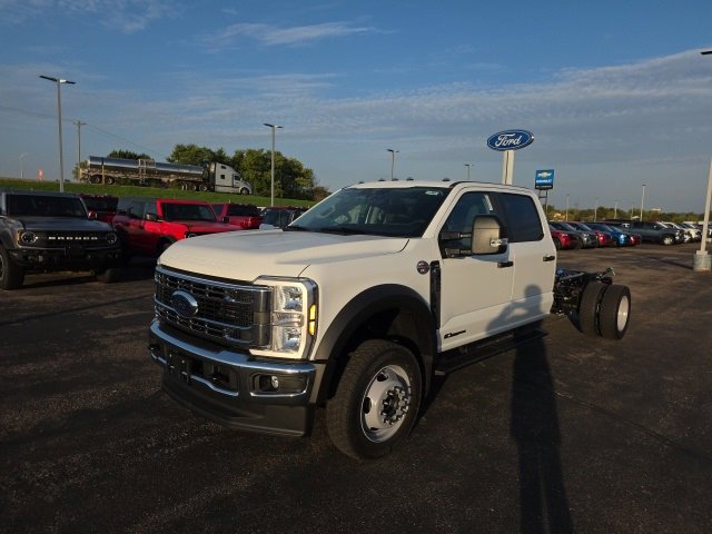 New 2026 Ford F550 4x4 Crew Cab Super Duty image 2