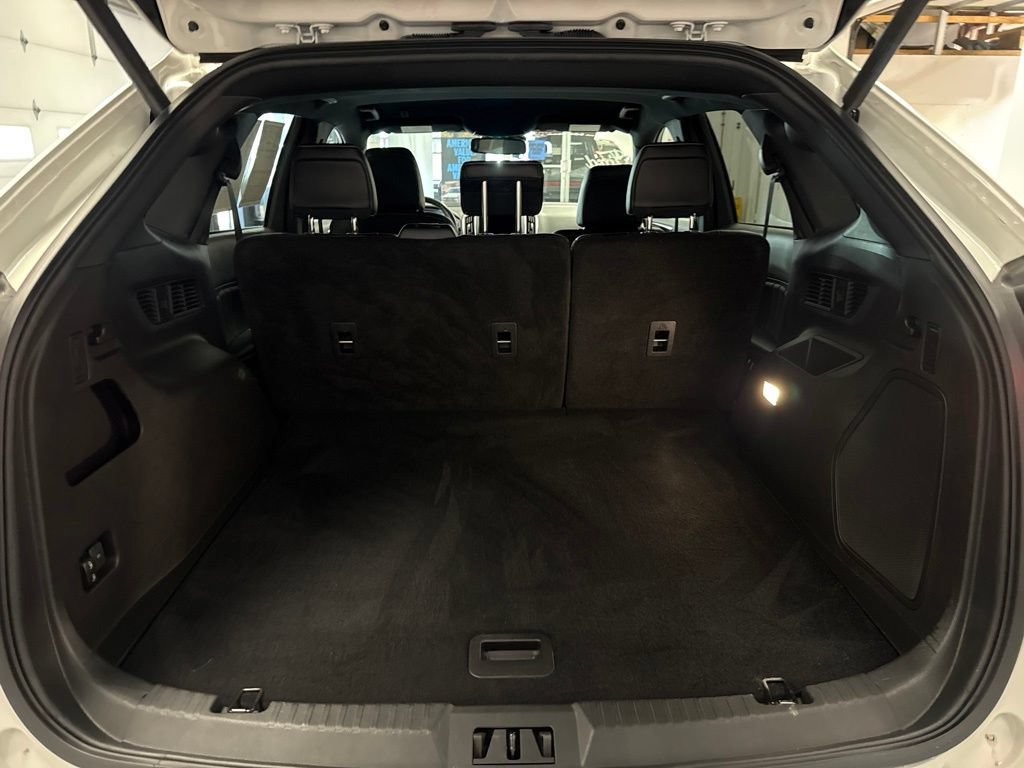 Used 2023 Ford Edge ST AWD/4WD image 29