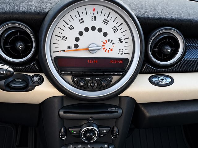 Used 2013 MINI Cooper Roadster S FWD image 5