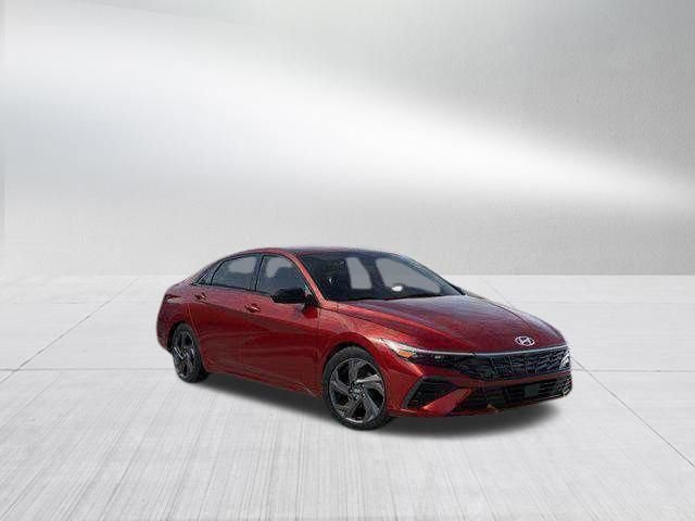 New 2026 Hyundai Elantra Sport FWD image 2