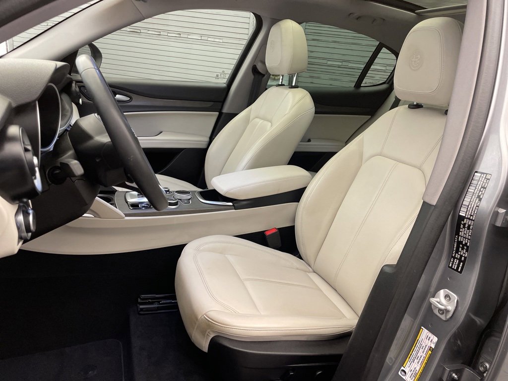 Used 2021 Alfa Romeo Stelvio Ti image 22