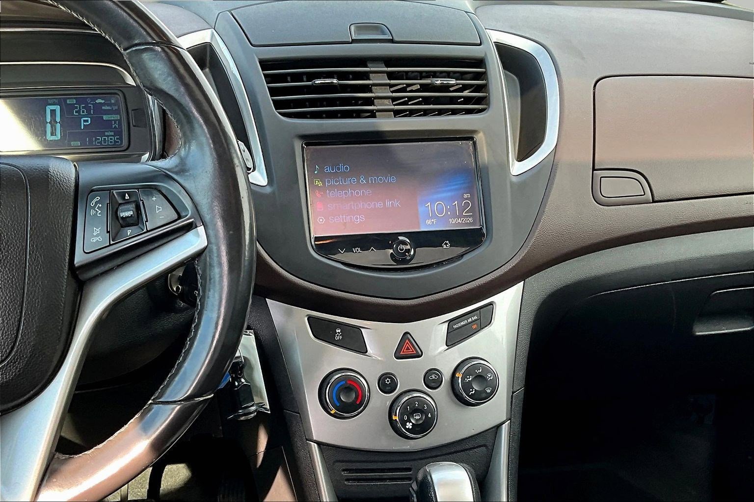 Used 2015 Chevrolet Trax LT w/ LT Sun and Sound Package AWD/4WD image 9
