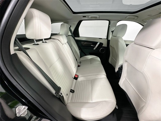 Used 2024 Land Rover Discovery Sport S image 28