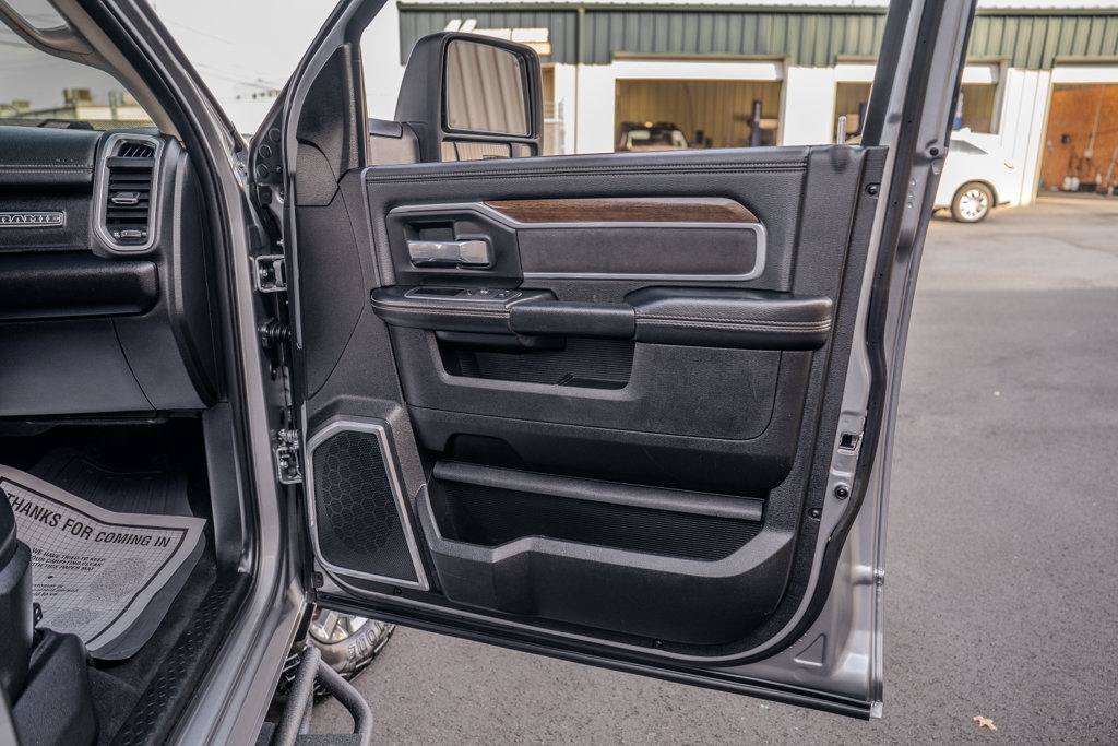 Used 2024 RAM 2500 Laramie AWD/4WD image 20