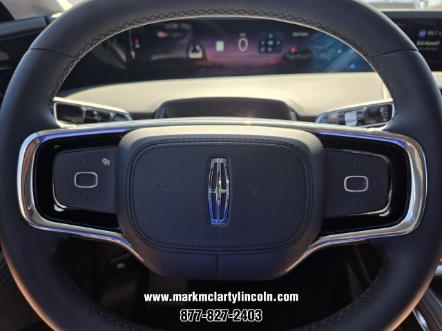 New 2026 Lincoln Nautilus Premier AWD/4WD image 19