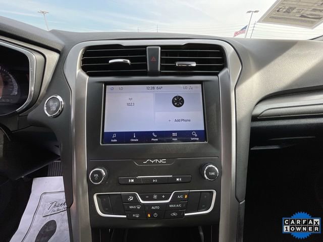 Used 2020 Ford Fusion SE image 21