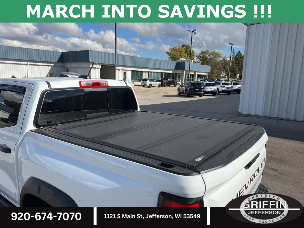 Used 2023 Chevrolet Colorado ZR2 w/ ZR2 Convenience Package III image 13