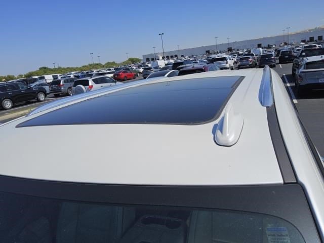 Used 2021 GMC Yukon Denali AWD/4WD image 13