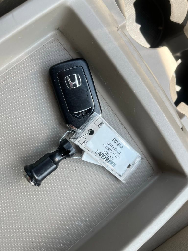 Used 2017 Honda Odyssey EX-L image 31