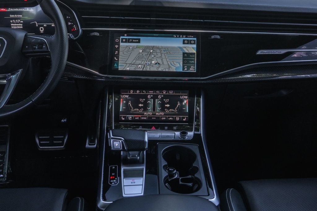 Used 2023 Audi SQ8 Prestige AWD/4WD image 18