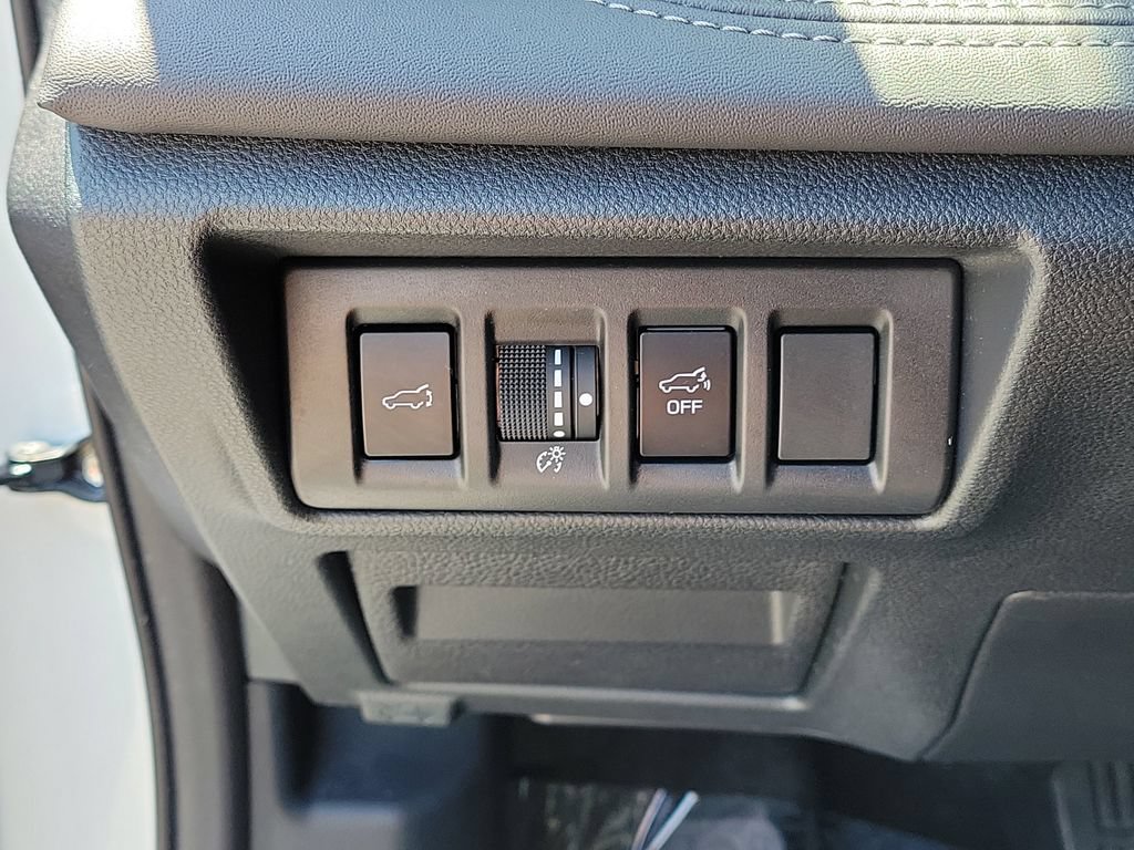 Certified 2022 Subaru Outback Touring AWD/4WD image 34