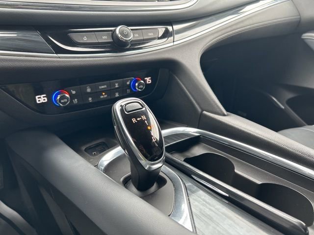 Used 2020 Buick Enclave Premium w/ Sun and Sites Package image 19