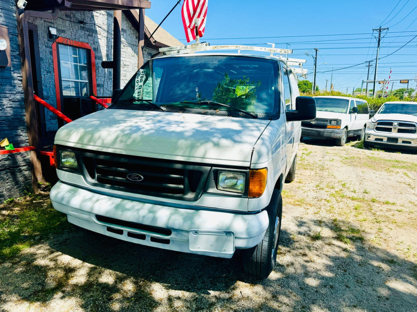 Used 2005 Ford E-250 and Econoline 250 image 4