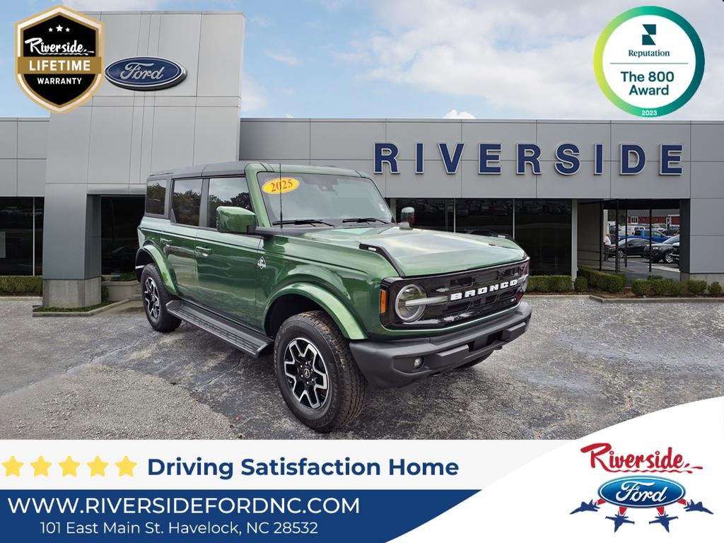 New 2025 Ford Bronco Outer Banks image 1