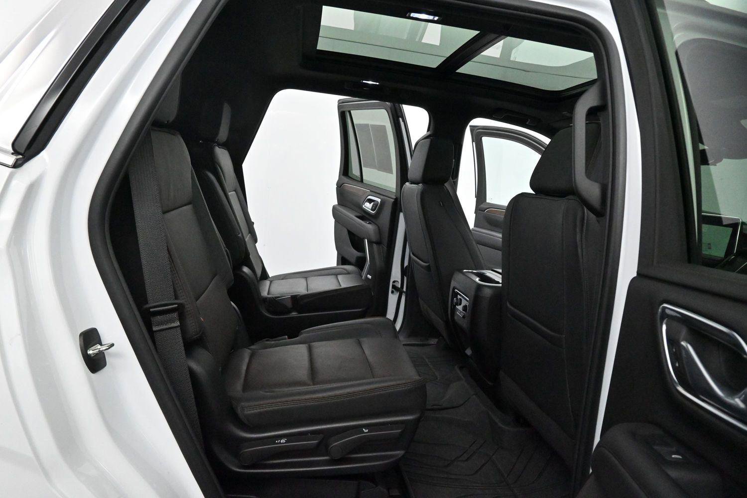 Used 2024 Chevrolet Tahoe High Country AWD/4WD image 38