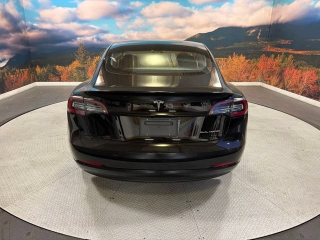 Used 2022 Tesla Model 3 Long Range AWD/4WD image 10