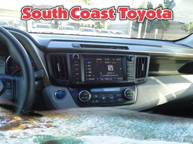 Used 2018 Toyota RAV4 Limited w/ Advanced Technology Package AWD/4WD image 27