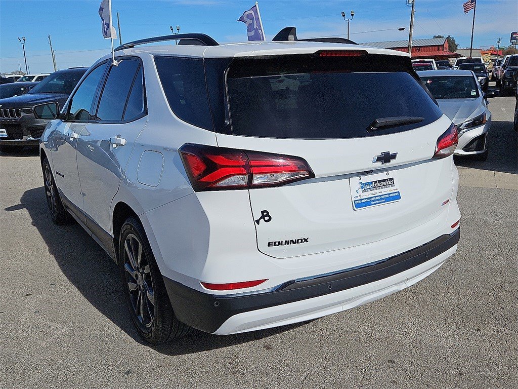 Used 2023 Chevrolet Equinox RS image 4