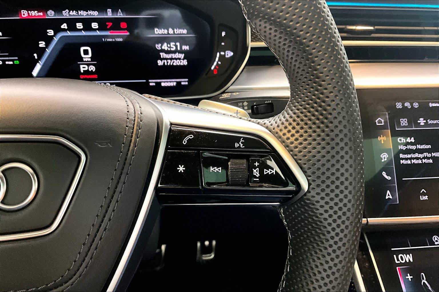 Certified 2025 Audi S8 AWD/4WD image 24