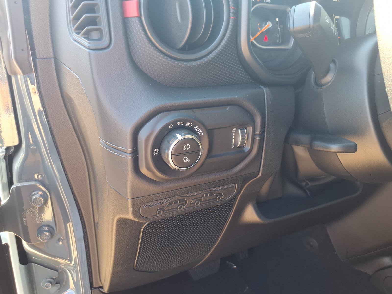 New 2026 Jeep Gladiator Rubicon AWD/4WD image 11