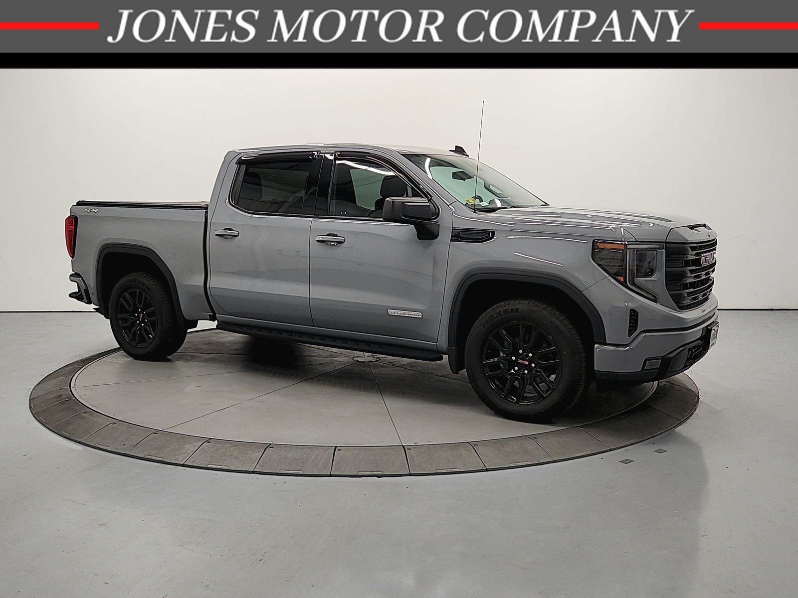 Used 2024 GMC Sierra 1500 Elevation AWD/4WD image 1