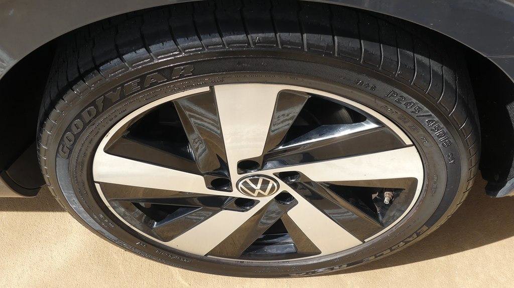 Used 2021 Volkswagen Arteon SE FWD image 38