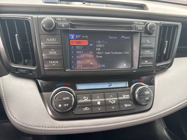 Used 2013 Toyota RAV4 XLE AWD/4WD image 29