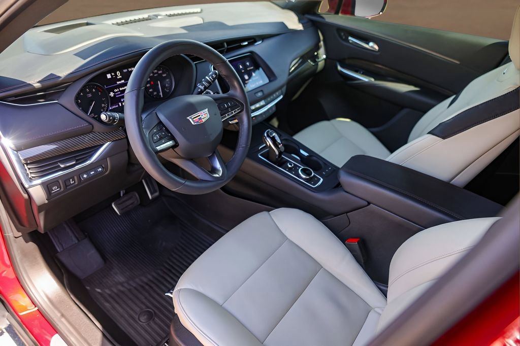 Used 2022 Cadillac XT4 Sport image 10