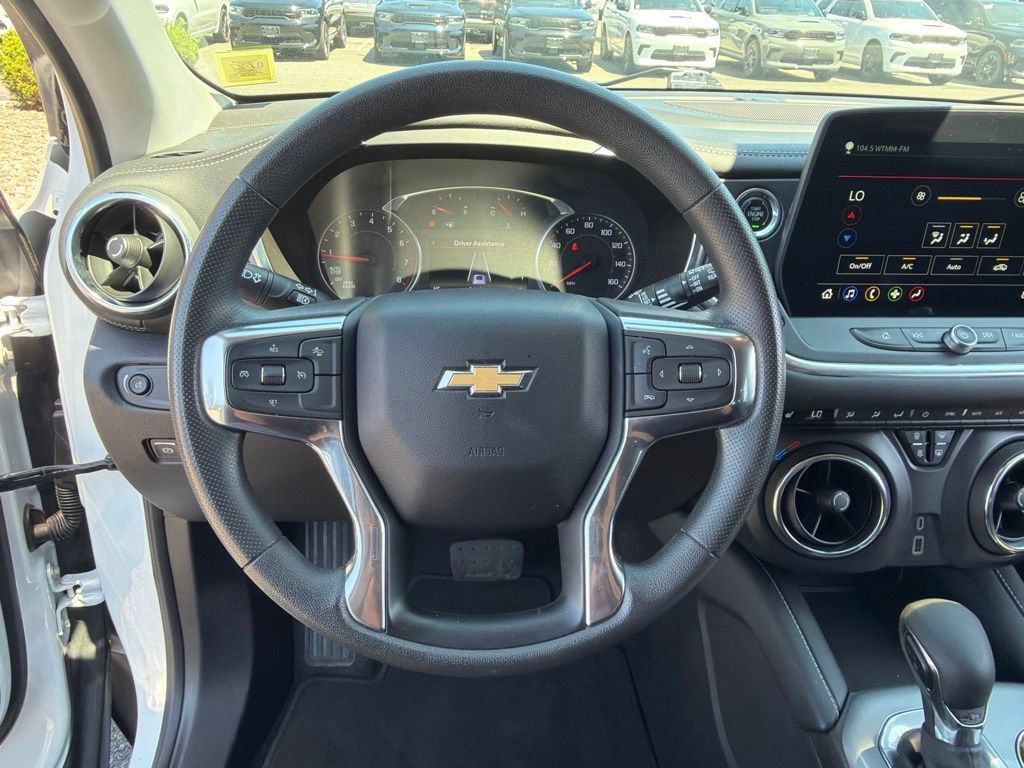 Used 2024 Chevrolet Blazer LT AWD/4WD image 22