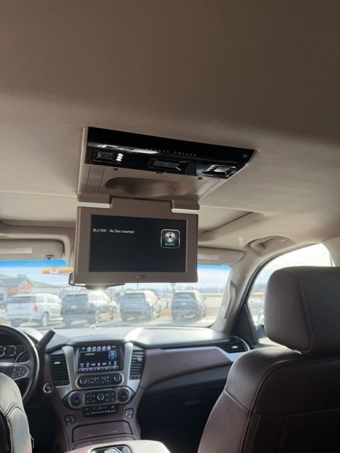 Used 2019 Chevrolet Suburban Premier image 17