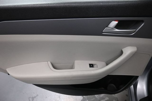 Used 2017 Hyundai Sonata SE FWD image 20