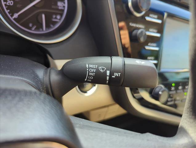 Used 2018 Toyota Camry LE w/ Convenience Package FWD image 17