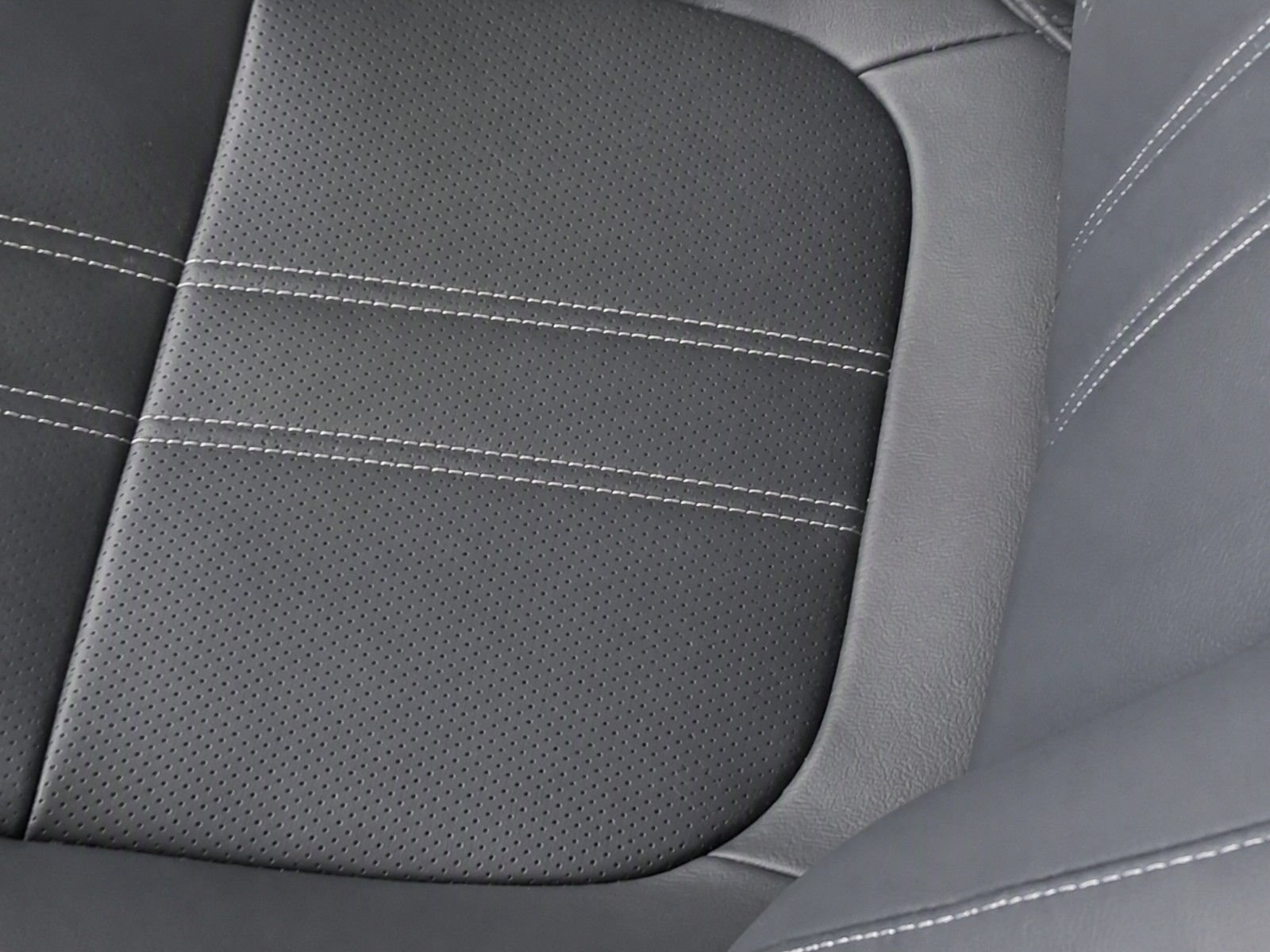 Used 2019 Honda Insight Touring image 19