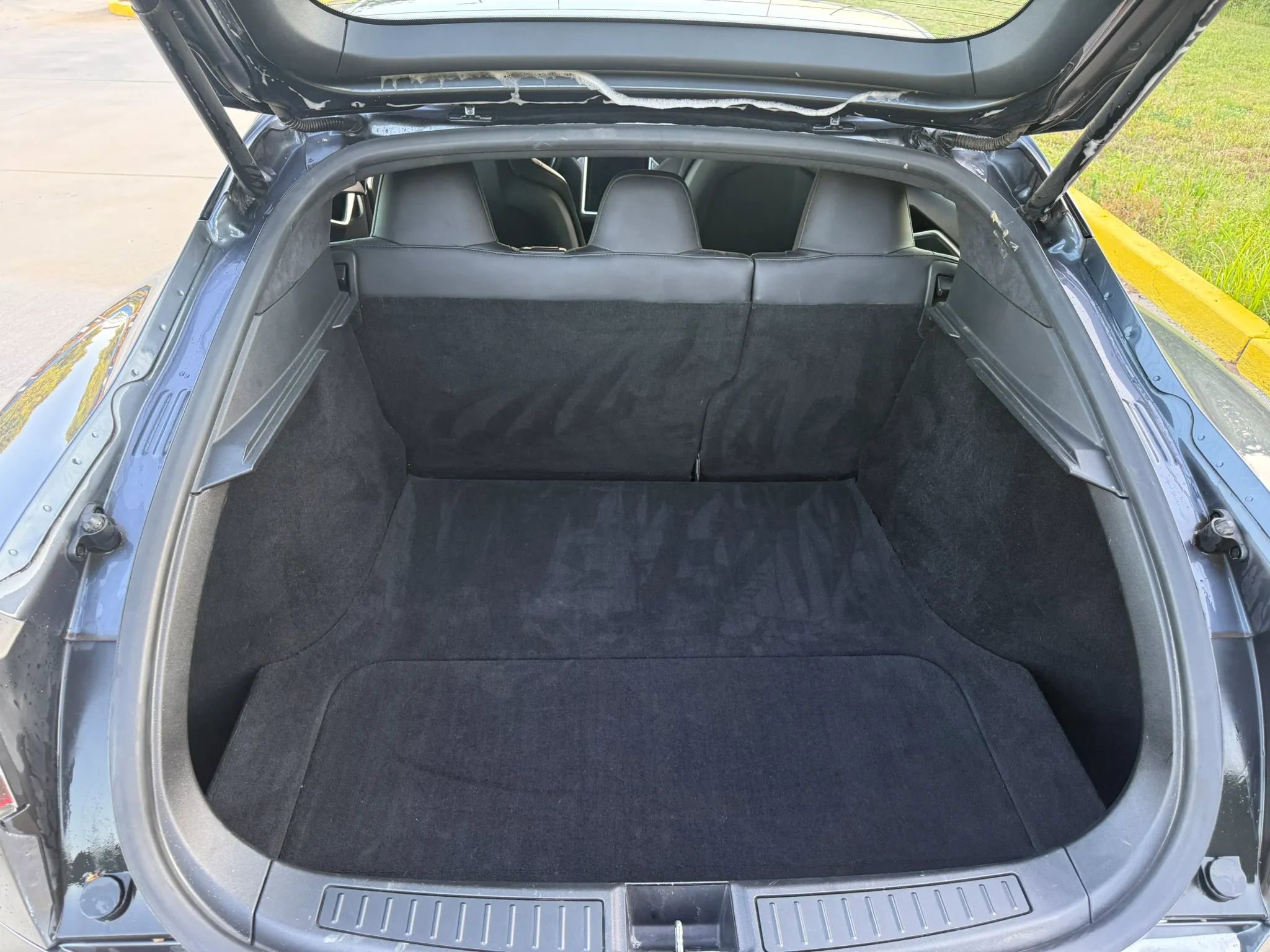 Used 2015 Tesla Model S 85D AWD/4WD image 7