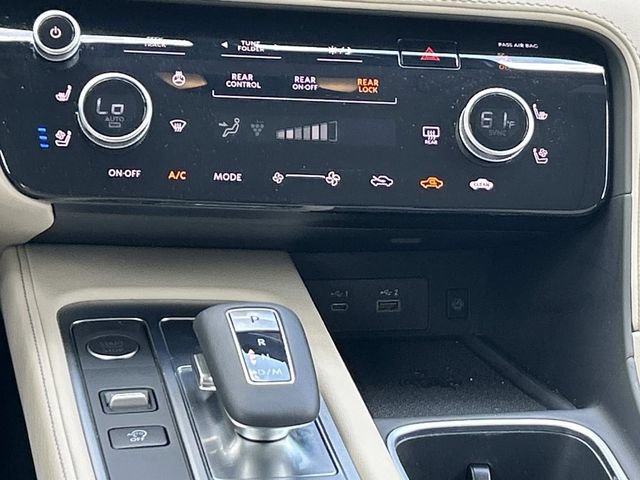 Certified 2025 INFINITI QX60 Sensory w/ Vision Package AWD/4WD image 28